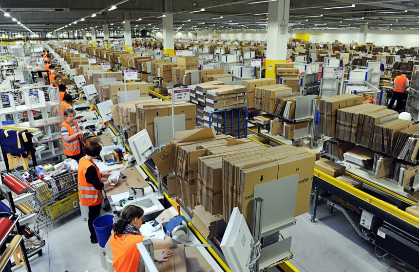 亞馬遜（Amazon）倉儲與物流中心2014年鼓勵不開心員工出走。（圖片來源：Flicker。）