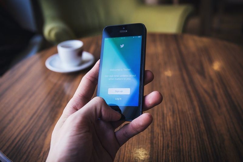 社群網站推特公司3日呼籲超過3億3000萬用戶，變更他們的密碼，原因是故障導致部分用戶密碼以明碼貯存在內部電腦系統。（圖取自Pixabay圖庫）