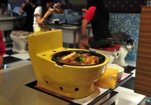 Modern_Toilet_Restaurant1