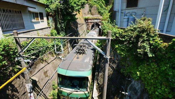 《追尋路面電車：遇見日本城市風景》(第75頁)