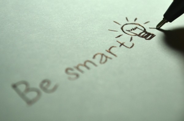 smart-be-smart-clever-mindset-bulb-light-bright