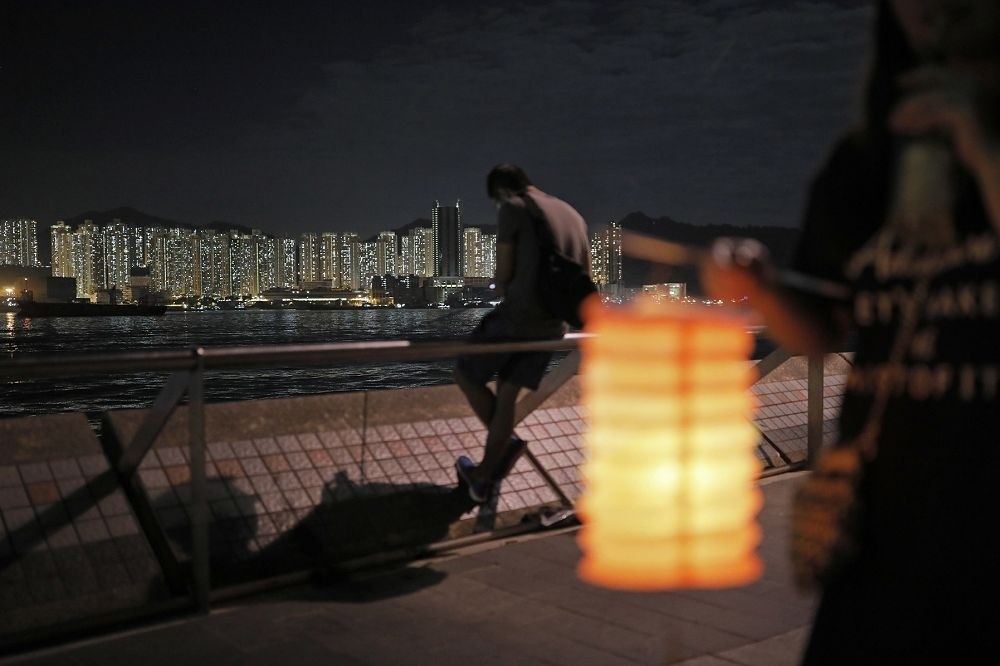 香港近年民族主義迅速興起，是因為這些沒有移民能力的人，他們沒有土地，沒有金錢，唯一的資產是自己的「香港人身份」。 （美聯社）