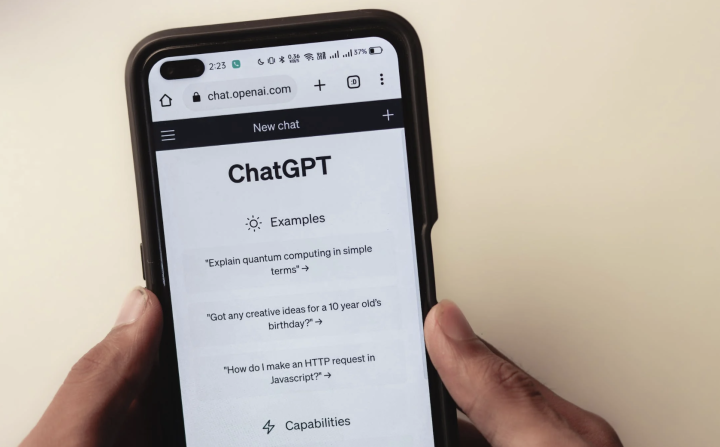 想要讓 ChatGPT 寫程式功力提升？專家：善用這 3 個提示詞，你才能獲得最佳解答！