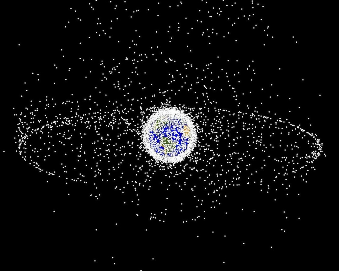 地球上空有 1.9 萬個超大型太空垃圾，而且它們真的砸過人！