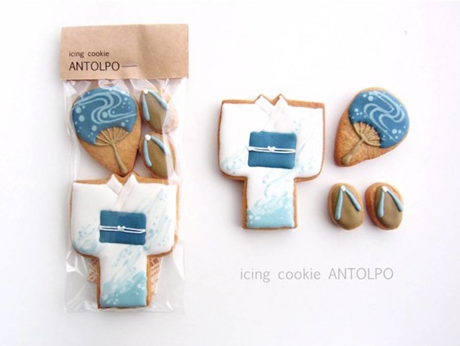Japanese-Iced-Sugar-Cookies-by-Antolpo6-900x677