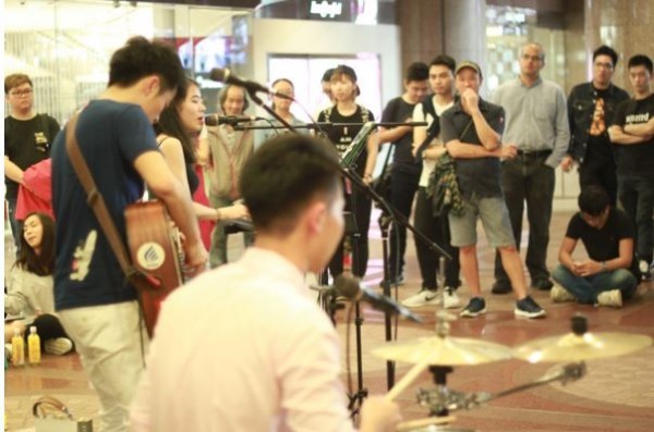 buskers-600x397 (1)