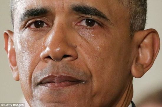 5 日的說明講話中，歐巴馬一度落淚