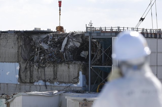 日本福島第一核電廠 5 年前被海嘯灌爆冷卻系統，導致爐心熔毀，迄今輻射高到連機器人都無法靠近。（圖片來源：蘋果日報）