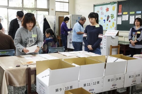 北京消息透露，在2020大選中，中共組織系統將啟動投票所外「盯場」催票及估算投票人數作業，將所掌握的粗估票數即時回報。