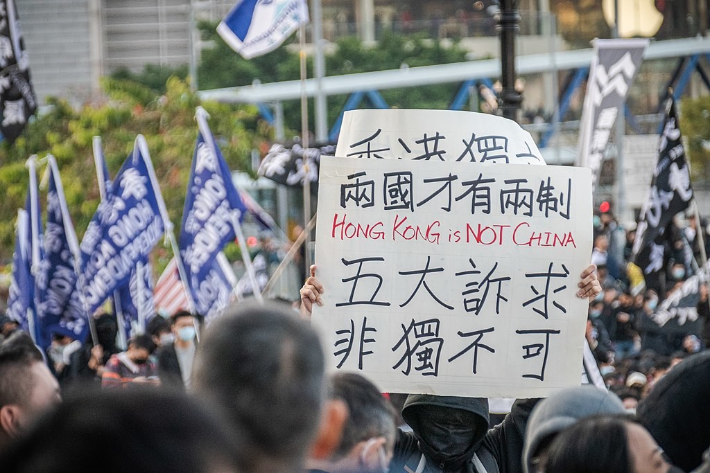 香港人民為了反「港版國安法」而上街頭。