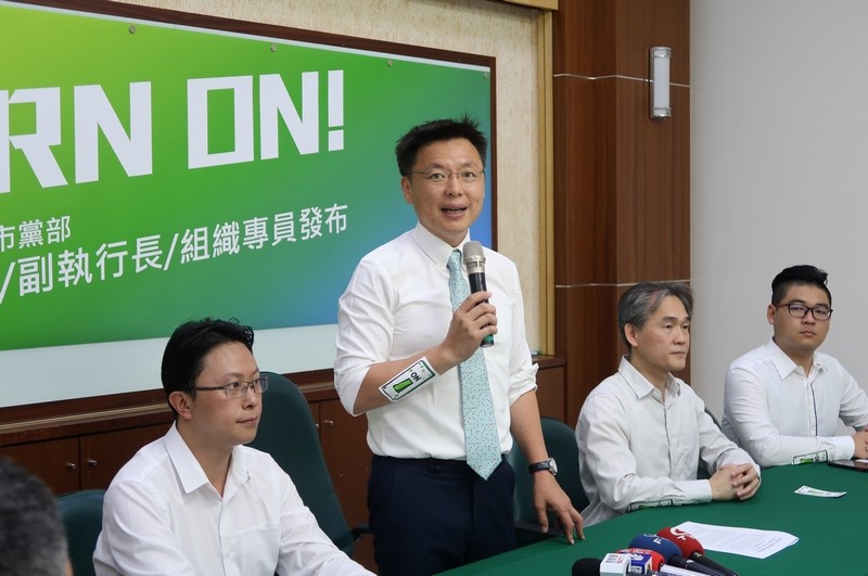 民進黨高雄市黨部主席趙天麟表示，將組成超強輔選戰隊幫助陳其邁補選。