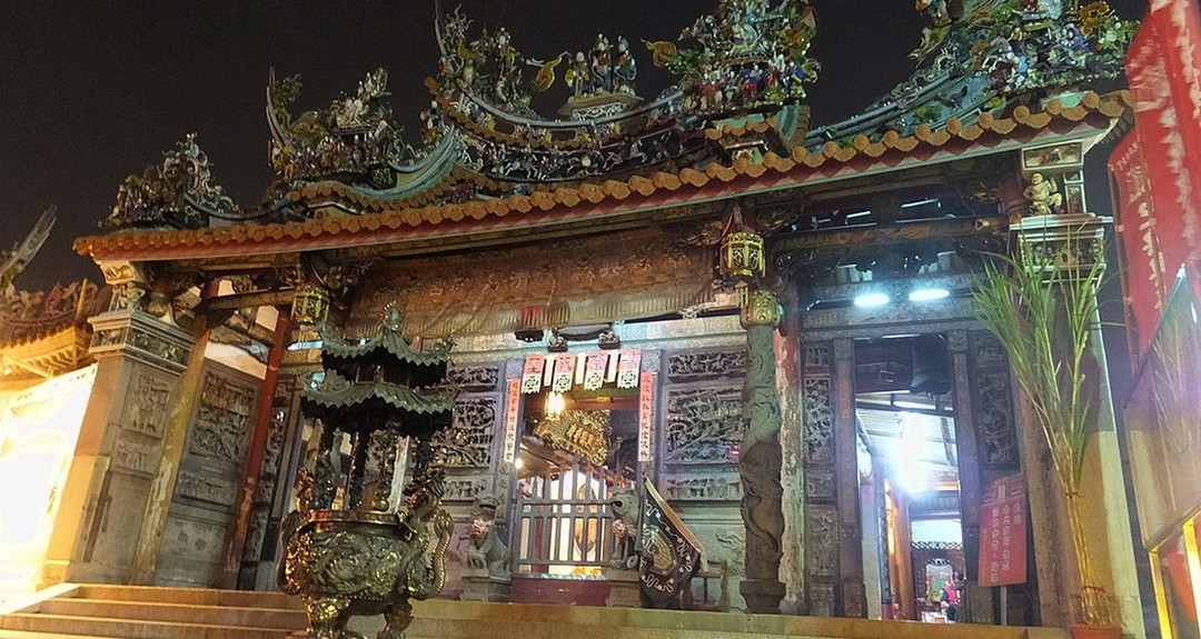 台南興濟宮中的虎爺謠傳喜歡吃炸雞