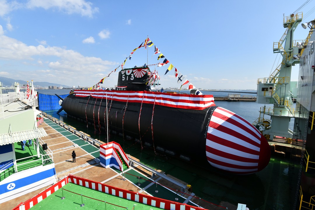 日本新一代柴電混合動力潛艦「大鯨」下水。